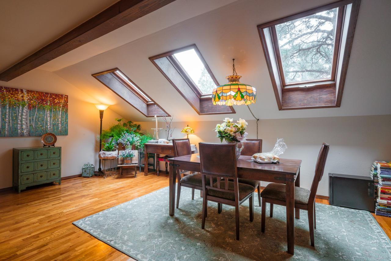 פלאגסטאף Whispering Pines Inn מראה חיצוני תמונה
